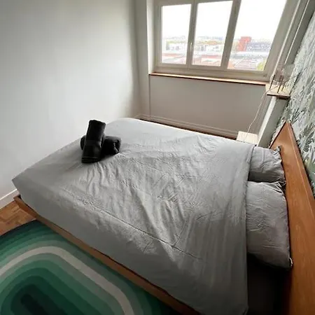 Apartment Spacieux A 5 Min De Paris