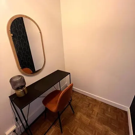 Spacieux A 5 Min De Paris Apartment
